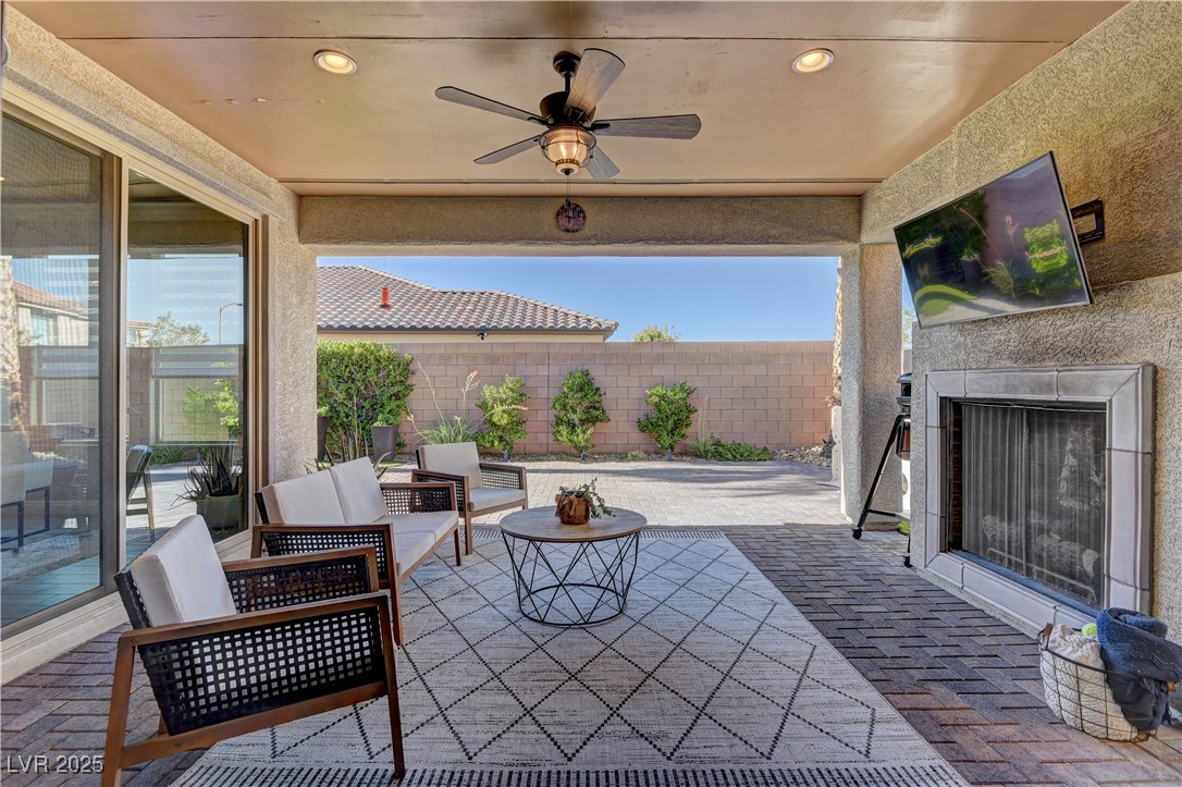 9964 Peaceful Peaks Avenue