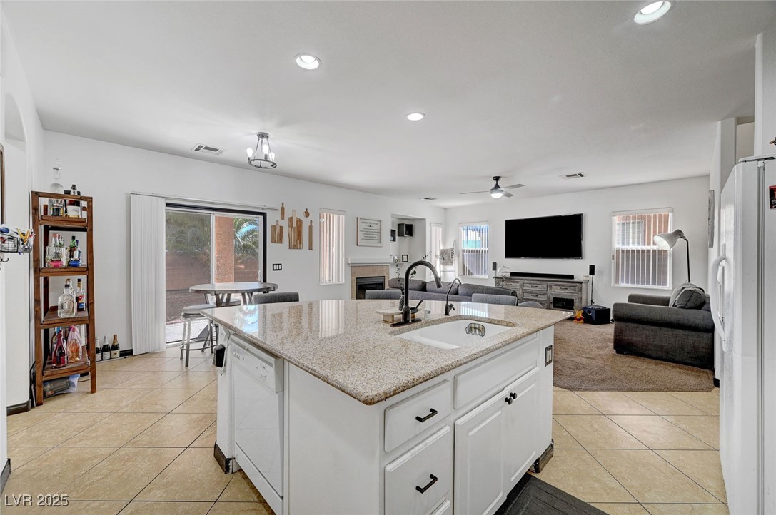 3741 Lily Haven Avenue