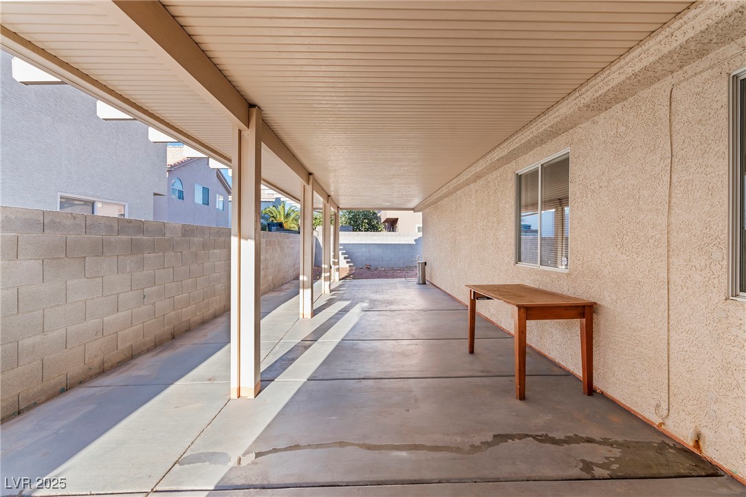 5616 Royal Castle Lane