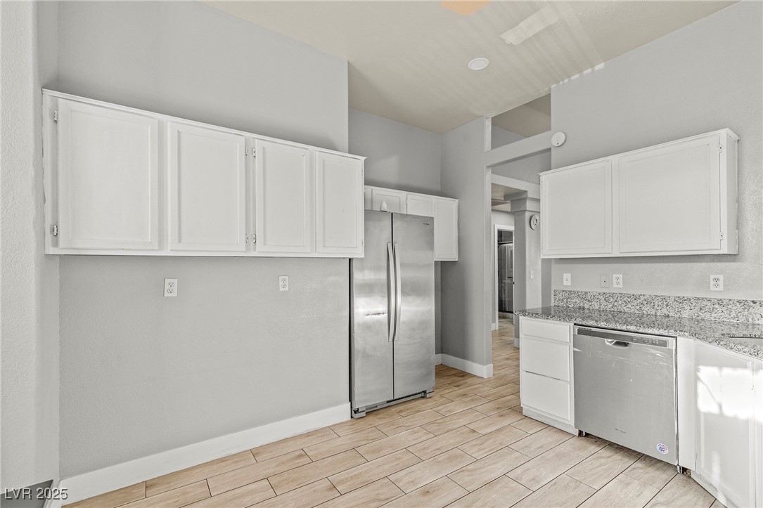 5616 Royal Castle Lane