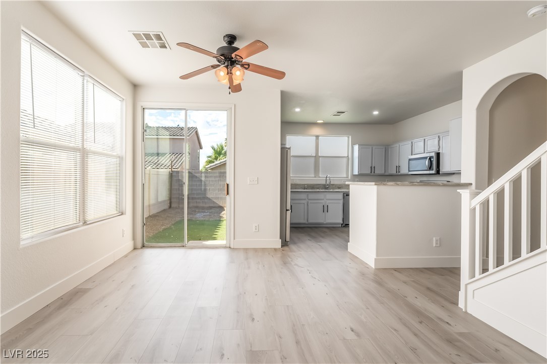 2501 LIVING ROCK Street