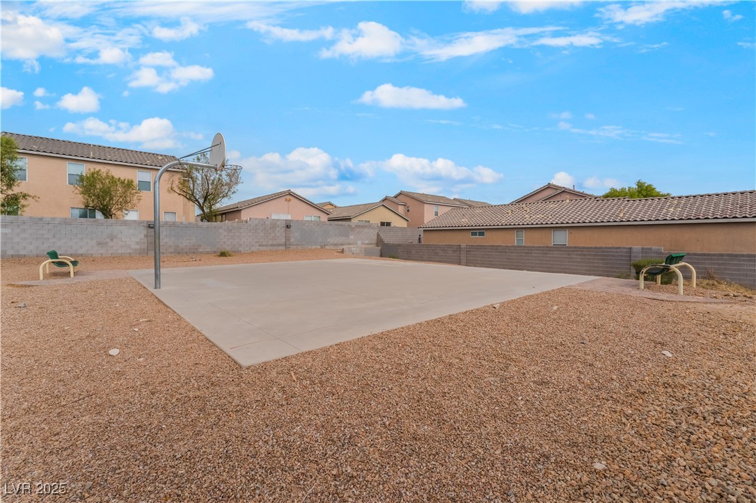 2501 LIVING ROCK Street