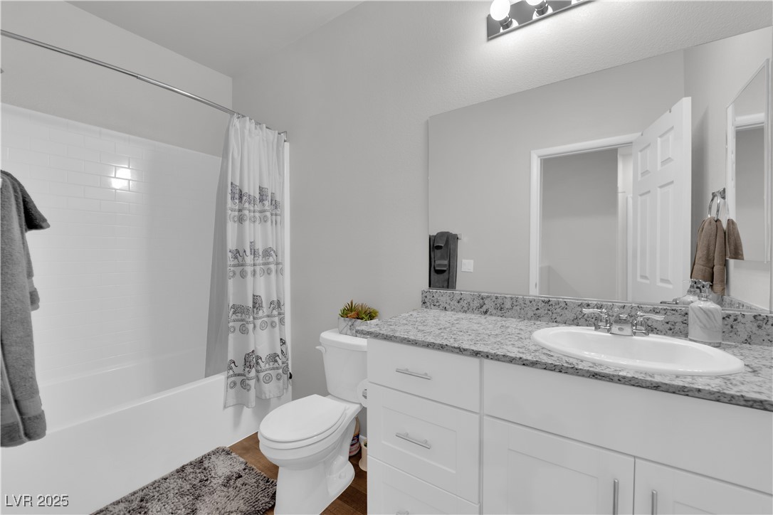 4650 Blaise Avenue 102