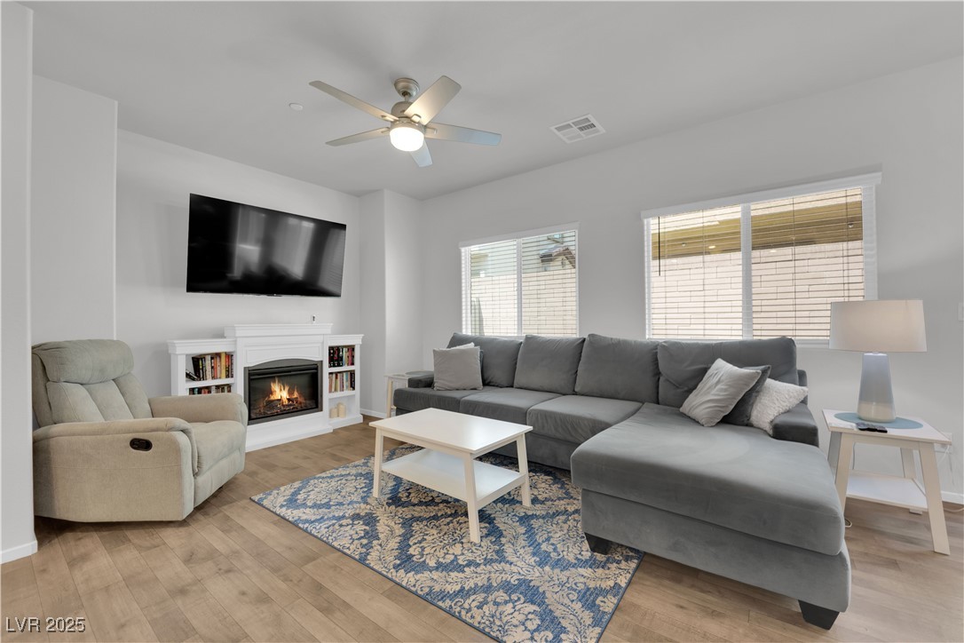 4650 Blaise Avenue 102