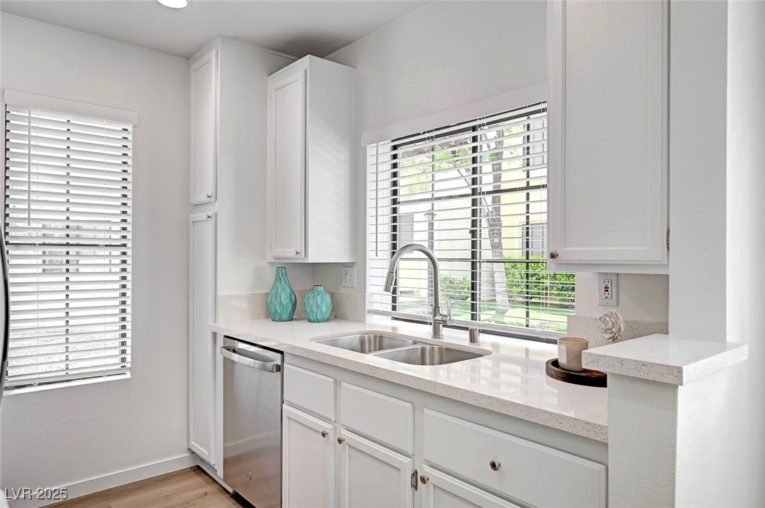4855 South Torrey Pines Drive 101