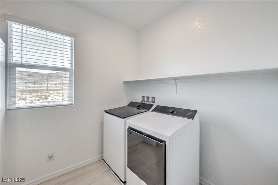 9595 Camelback Creek Drive