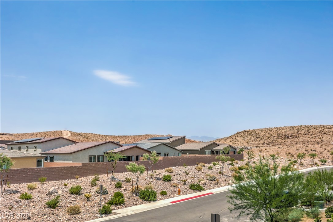 9595 Camelback Creek Drive