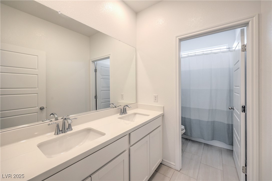 9595 Camelback Creek Drive