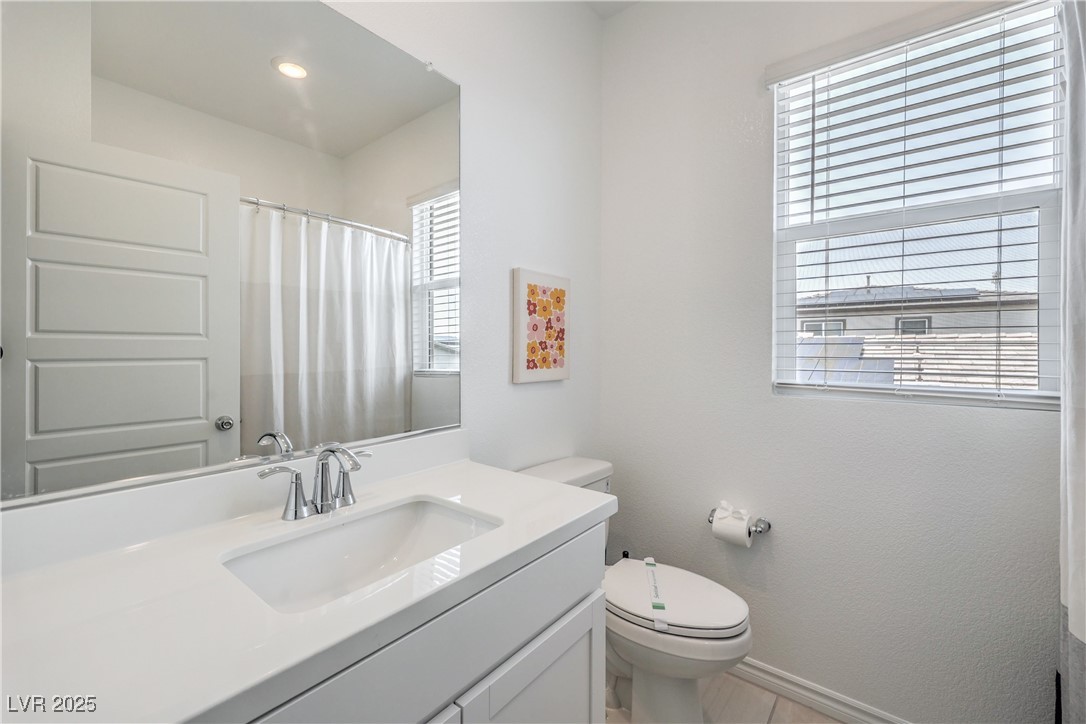 9595 Camelback Creek Drive