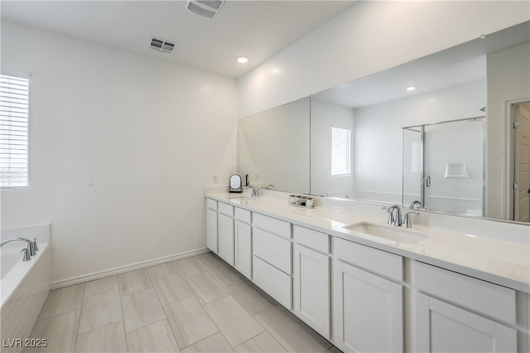 9595 Camelback Creek Drive