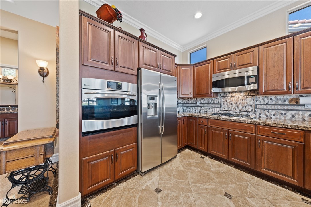 3016 High Range Drive