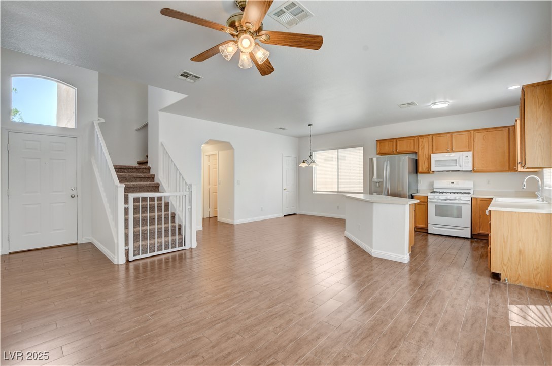 7063 Pacific Coast Street