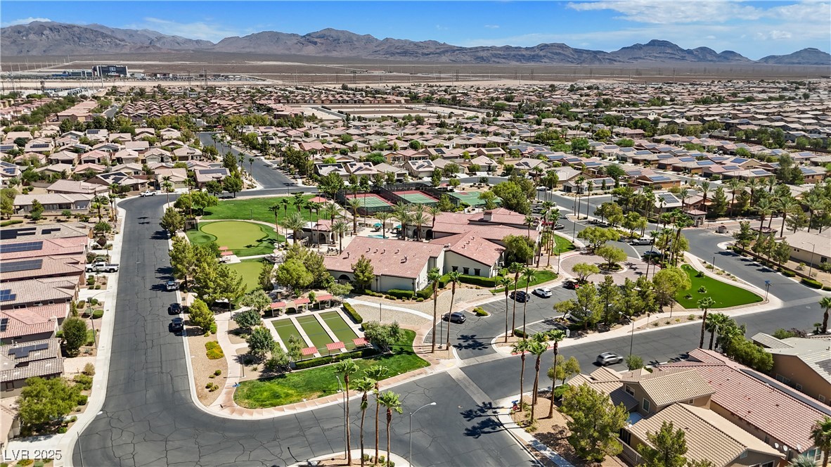 3616 Greenbriar Bluff Avenue