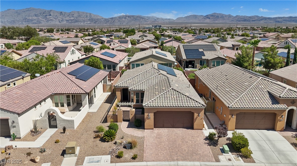 3616 Greenbriar Bluff Avenue