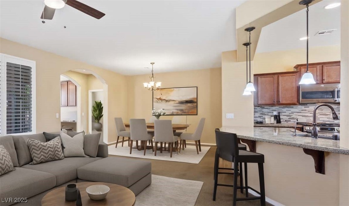 3616 Greenbriar Bluff Avenue