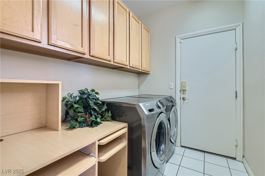 4415 Bella Cascada Street