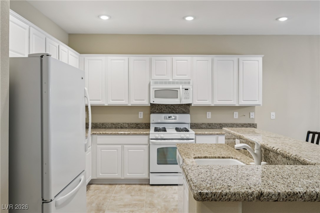 2360 Aztec Ruin Way
