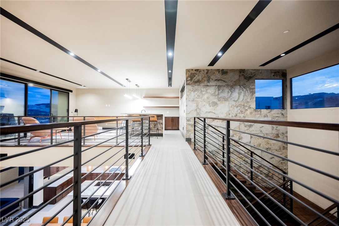 20 Falling Canyon Court