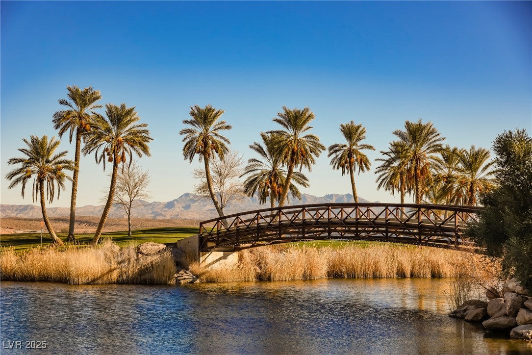 20 Falling Canyon Court