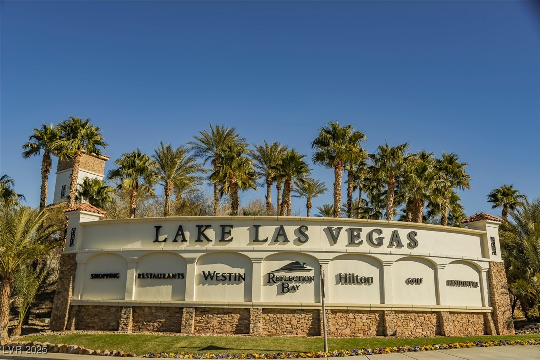 20 Falling Canyon Court