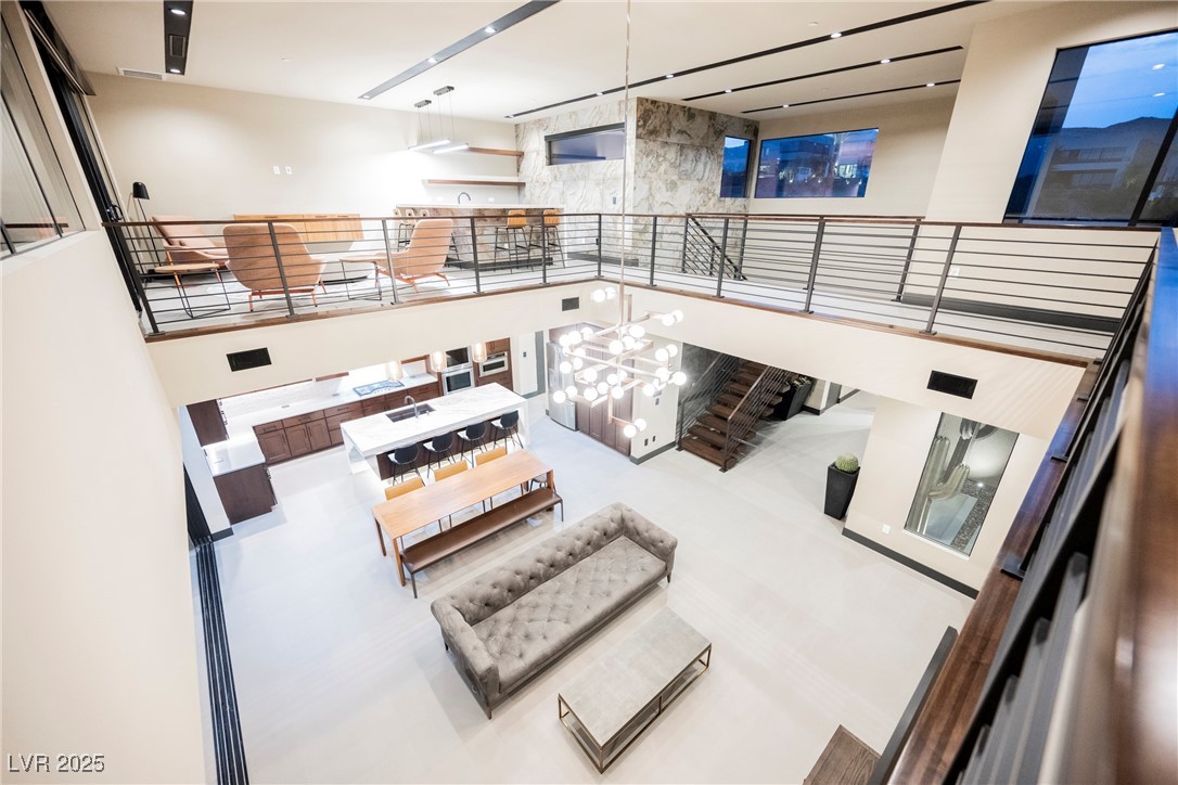 20 Falling Canyon Court