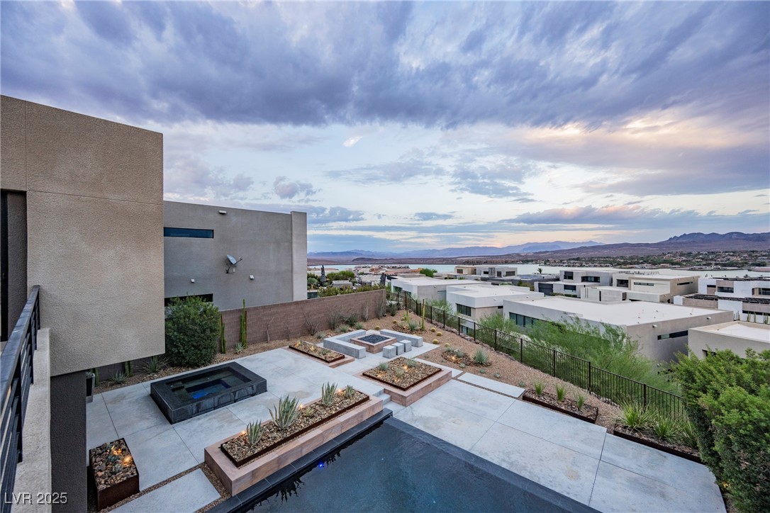 20 Falling Canyon Court