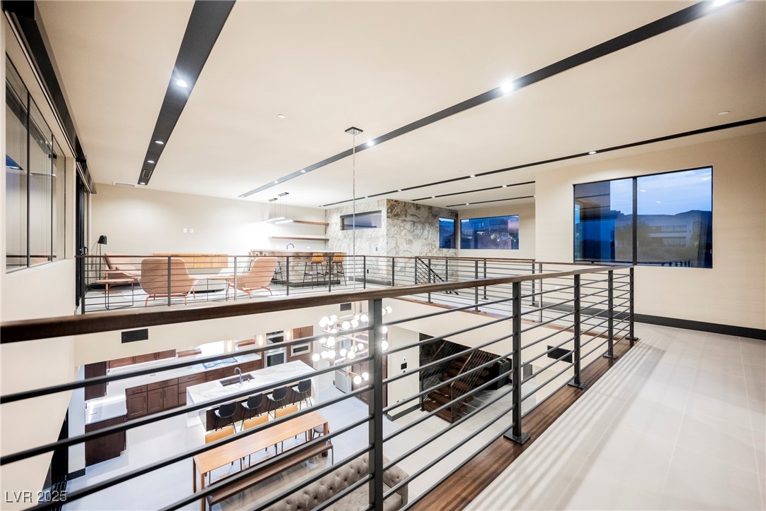 20 Falling Canyon Court