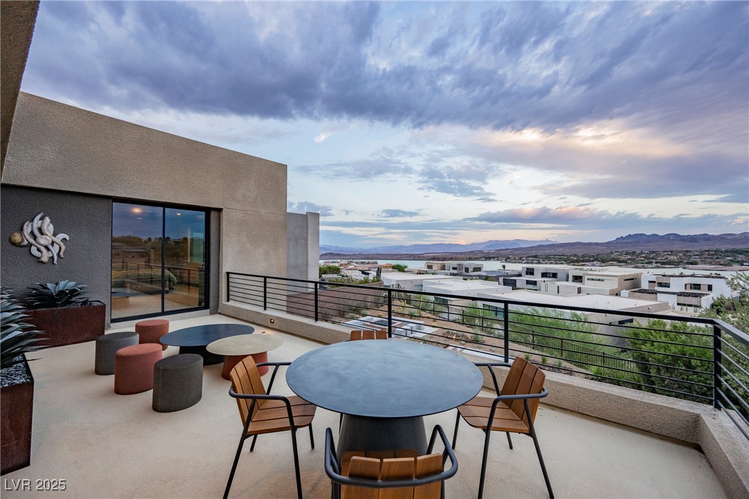 20 Falling Canyon Court