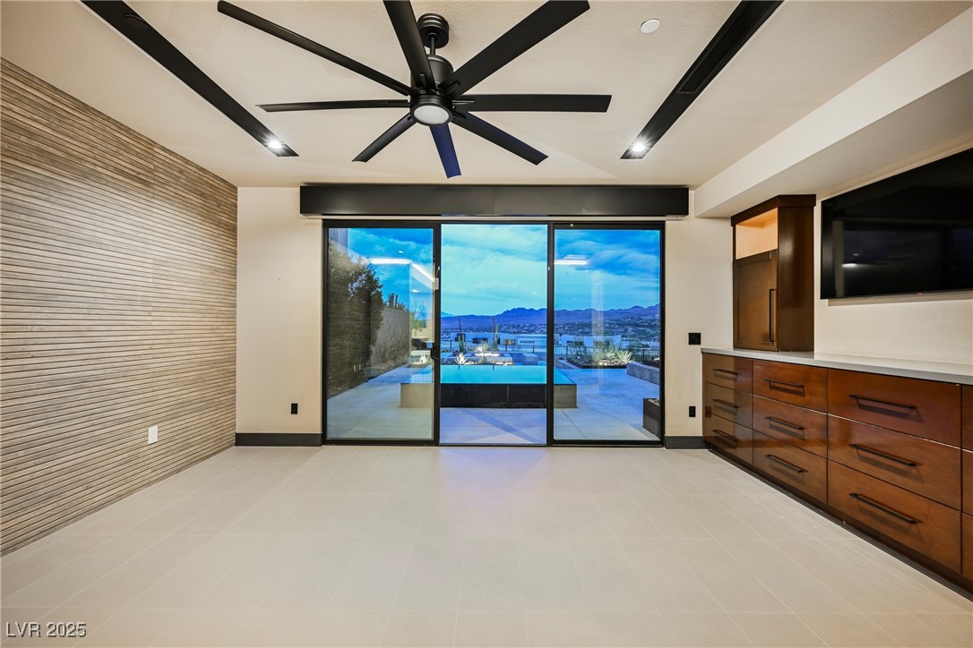 20 Falling Canyon Court