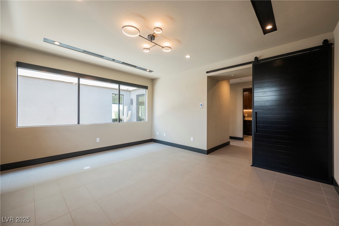20 Falling Canyon Court