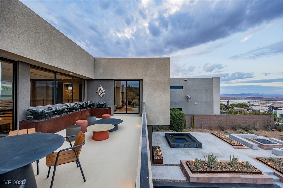 20 Falling Canyon Court