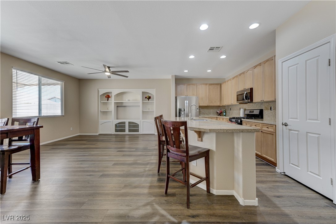 9218 Avon Park Avenue