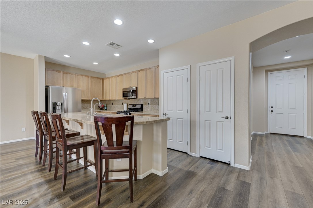 9218 Avon Park Avenue