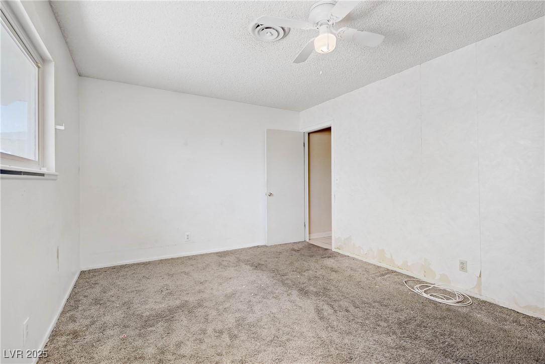 1505 Flag Circle