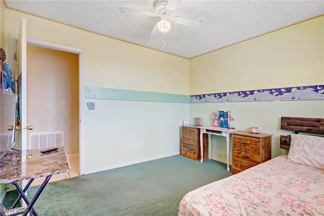 1505 Flag Circle