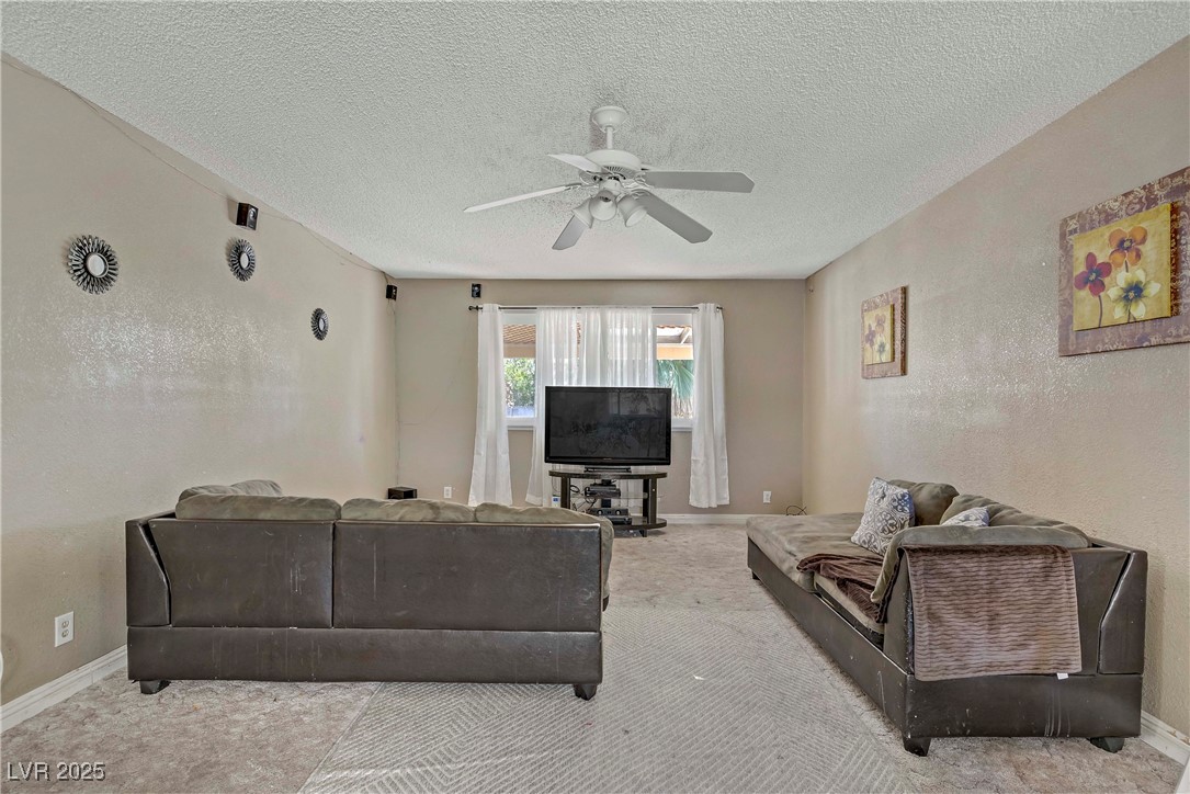 1505 Flag Circle