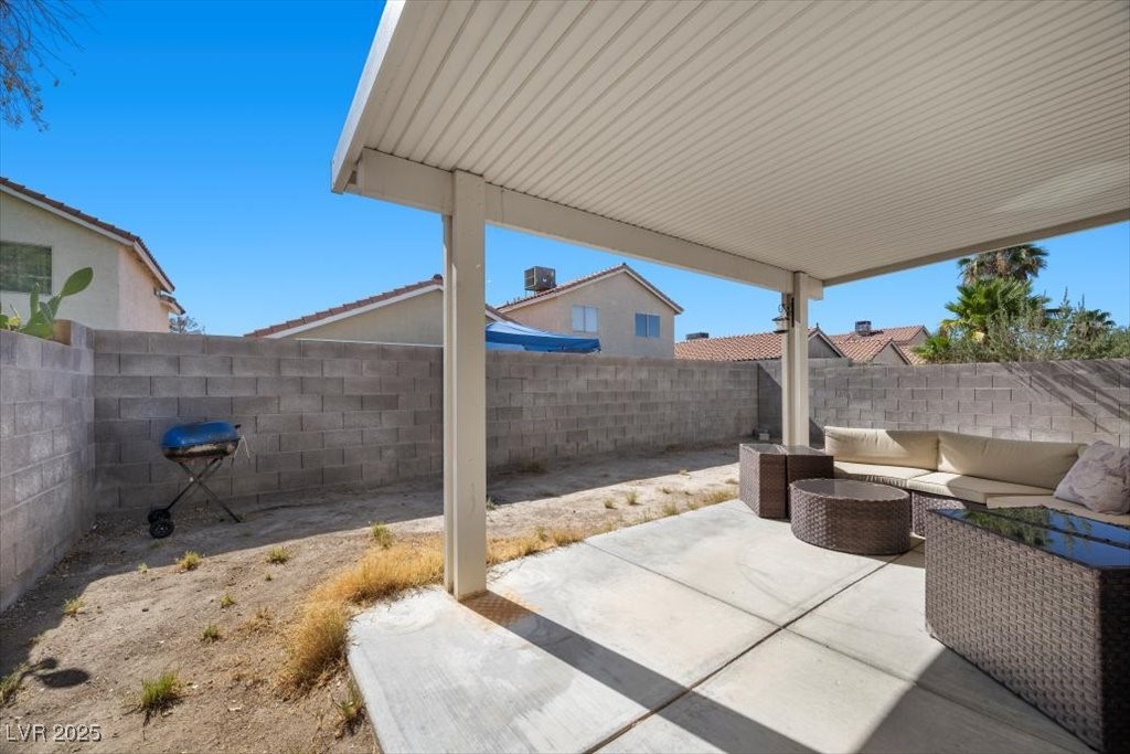 4585 Spitfire Street