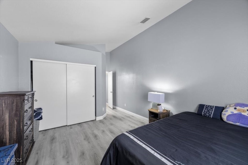 4585 Spitfire Street