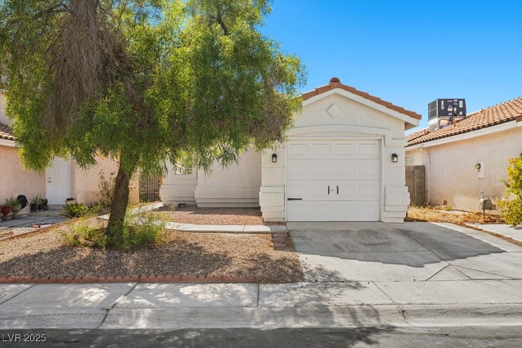 4585 Spitfire Street