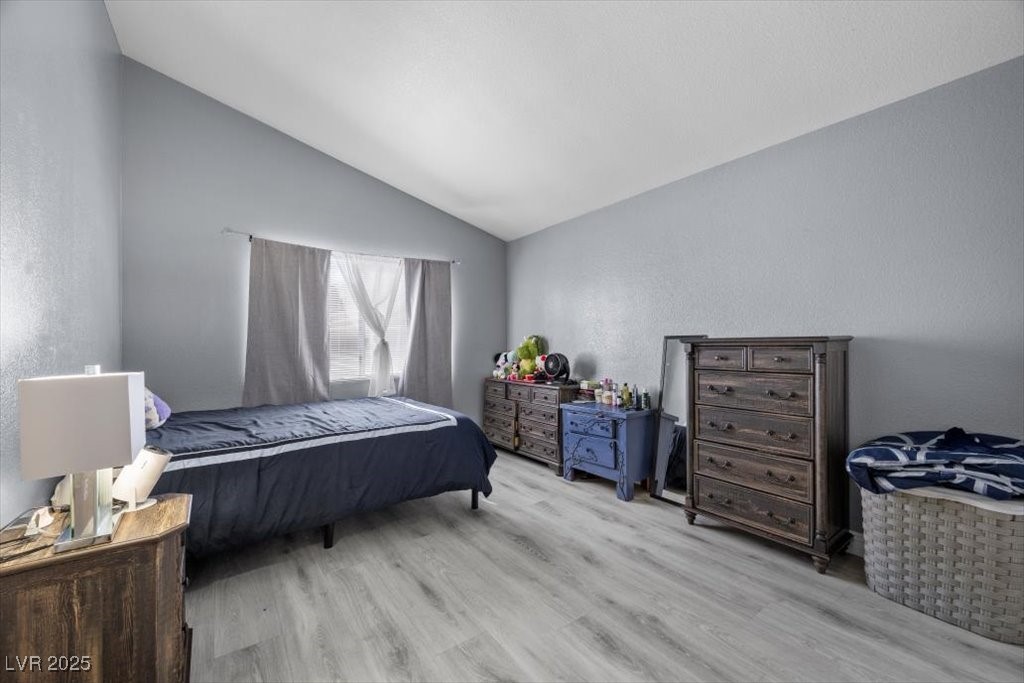 4585 Spitfire Street