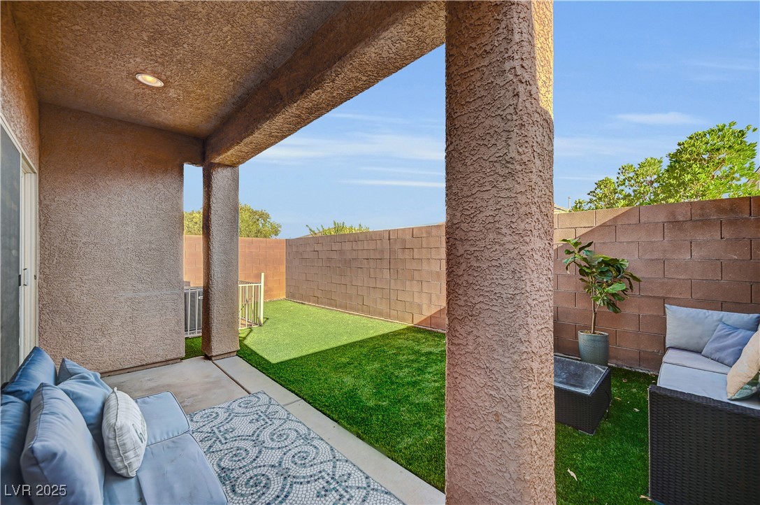 10271 Headrick Drive