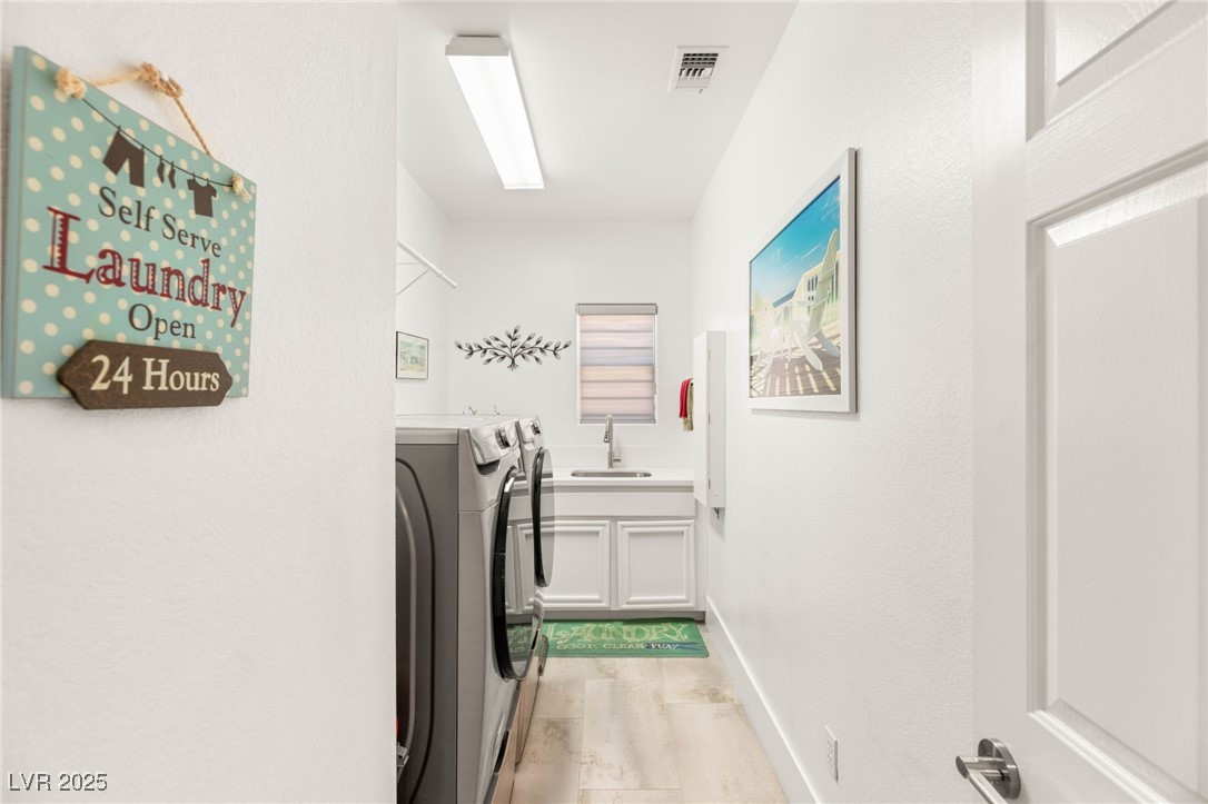 10404 Long Leaf Place