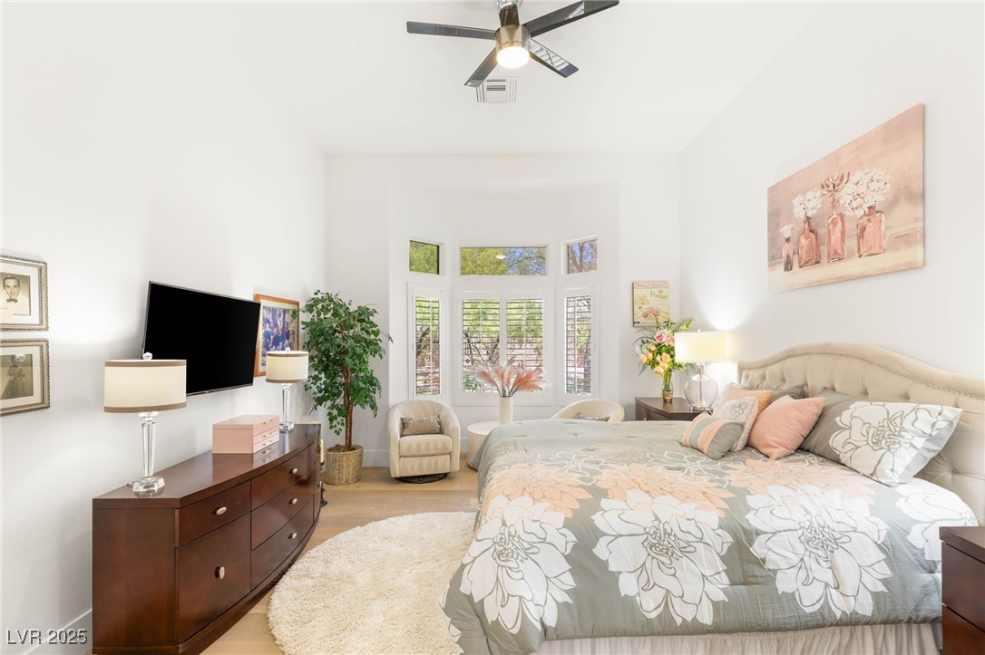 10404 Long Leaf Place