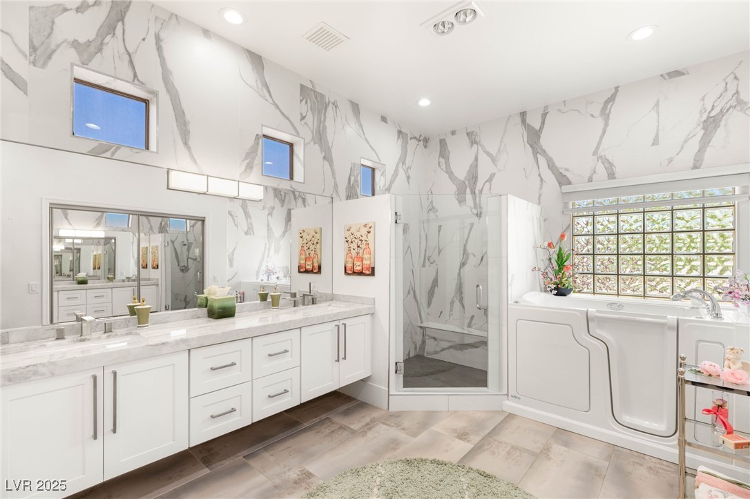 10404 Long Leaf Place