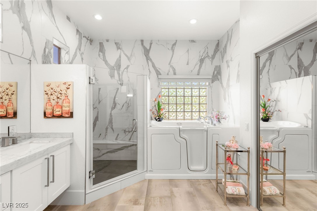 10404 Long Leaf Place