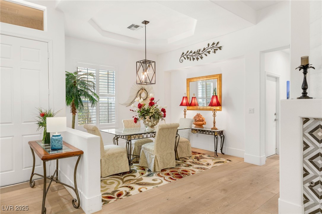 10404 Long Leaf Place