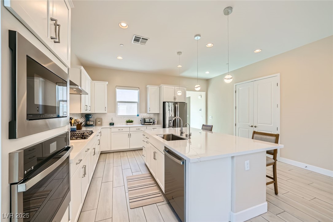 10960 Doresta Avenue