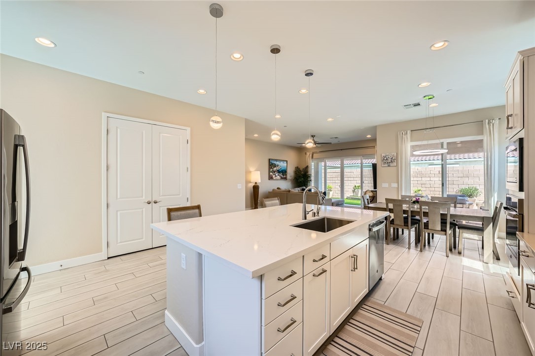 10960 Doresta Avenue