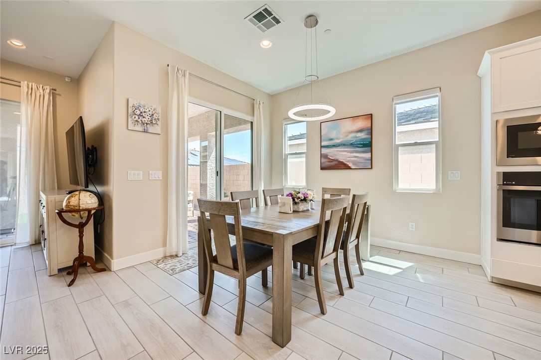 10960 Doresta Avenue