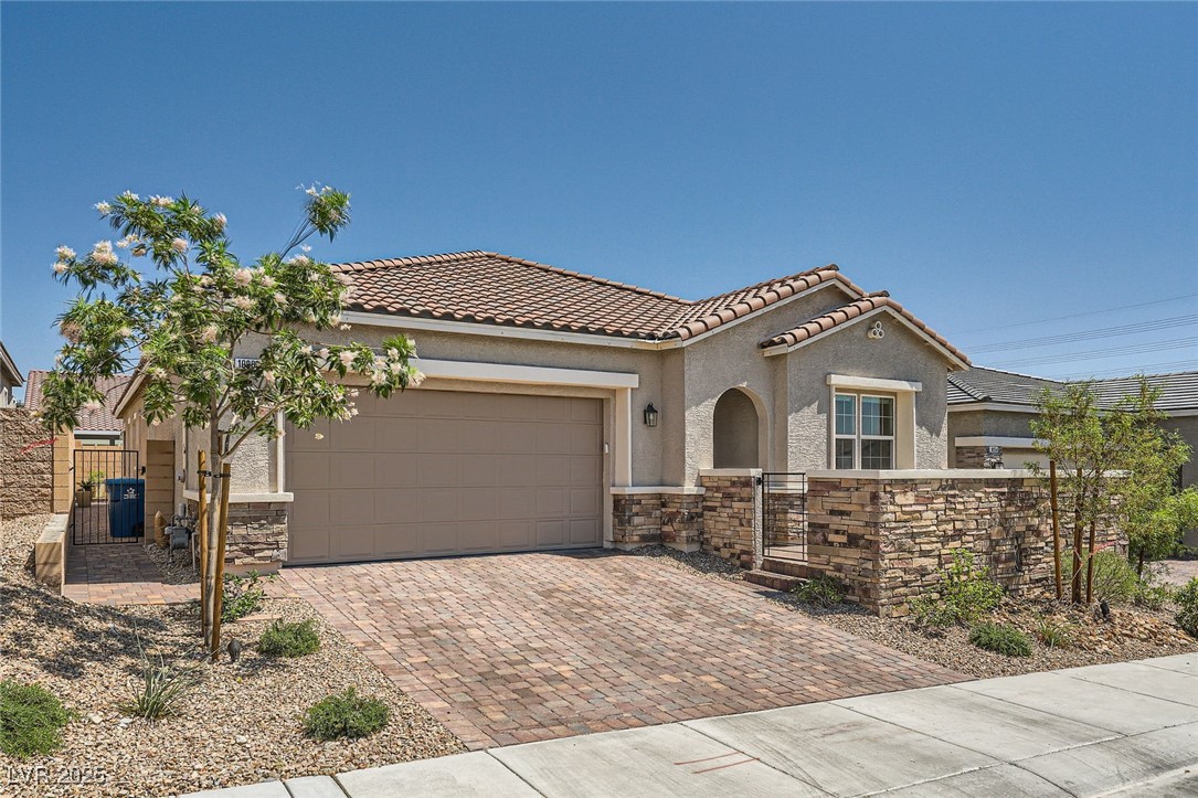 10960 Doresta Avenue